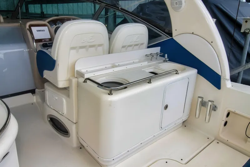 Slide: The Image of Sea Ray 340 Sundancer 2005 - 4