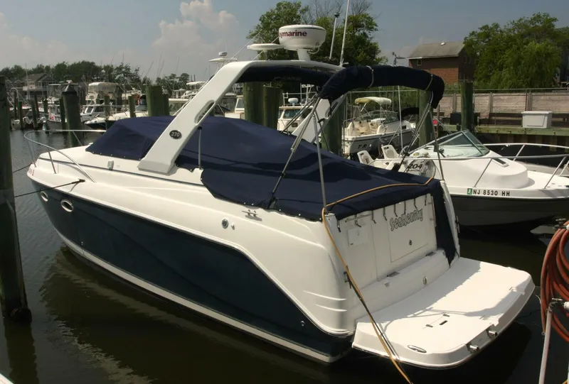 The Image of Rinker 270 Fiesta Vee 2006 - undefined