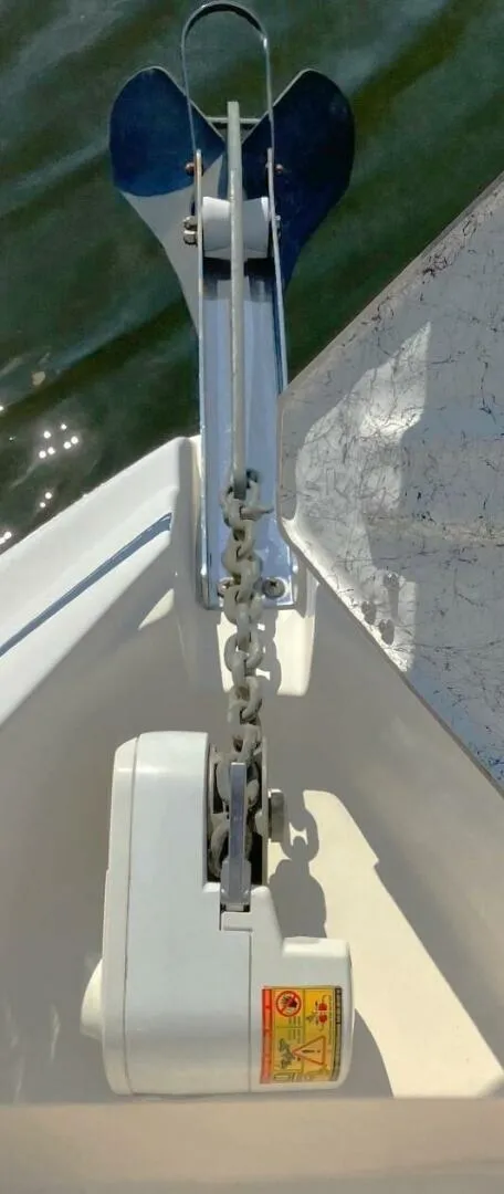 Slide: The Image of Rinker 270 Fiesta Vee 2006 - 10