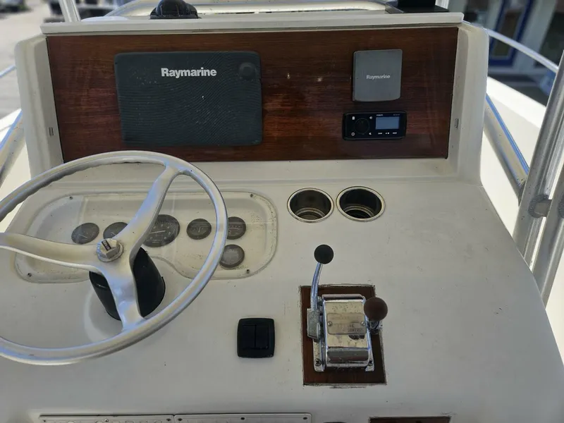 Slide: The Image of Pursuit 2600 CC 1995 - 20