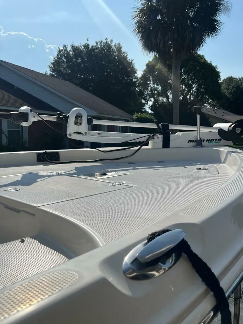 Slide: The Image of Sailfish 1900 BB Bay Boat 2009 - 4