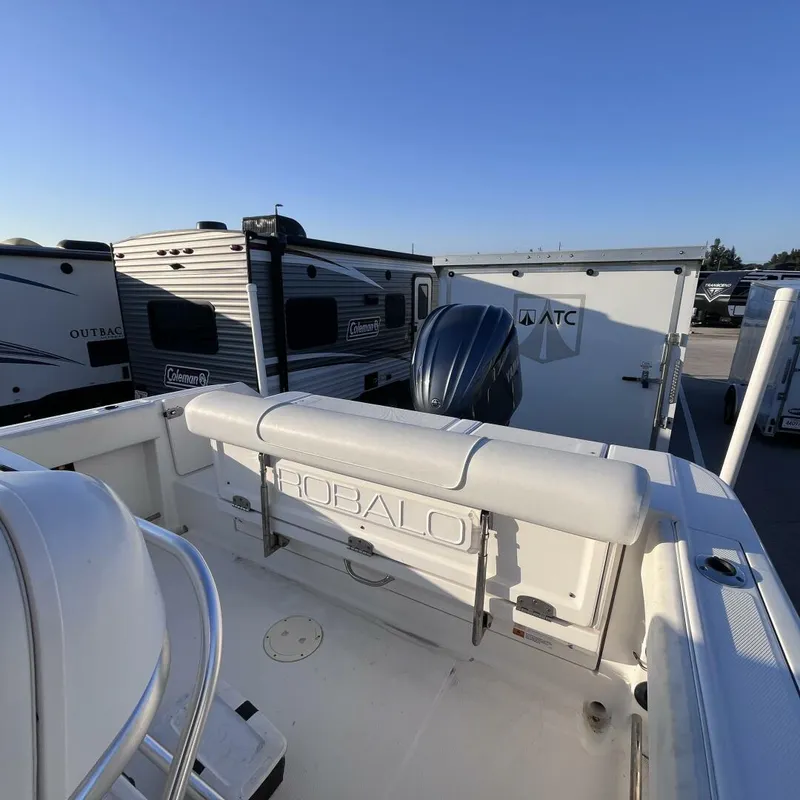 Slide: The Image of Robalo R240 Center Console 2013 - 3