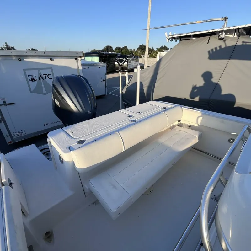 Slide: The Image of Robalo R240 Center Console 2013 - 6