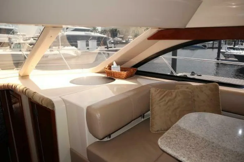 Slide: The Image of Meridian Sedan 411 2007 - 13