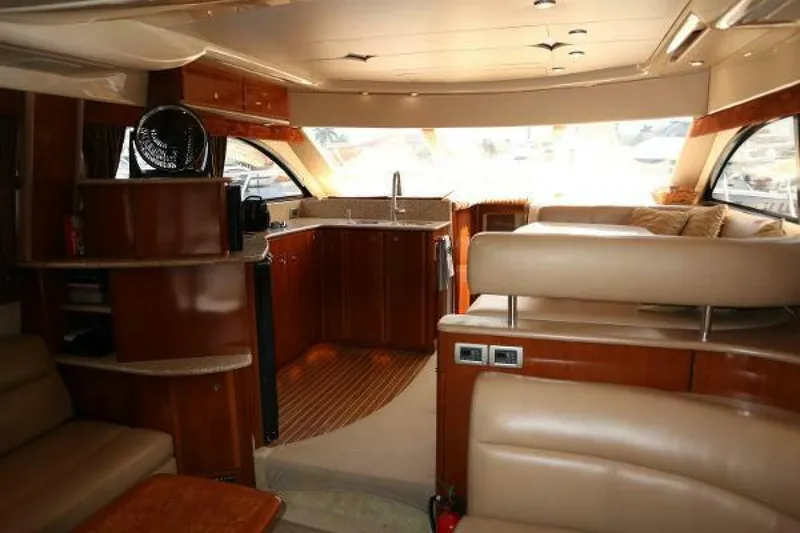 Slide: The Image of Meridian Sedan 411 2007 - 25