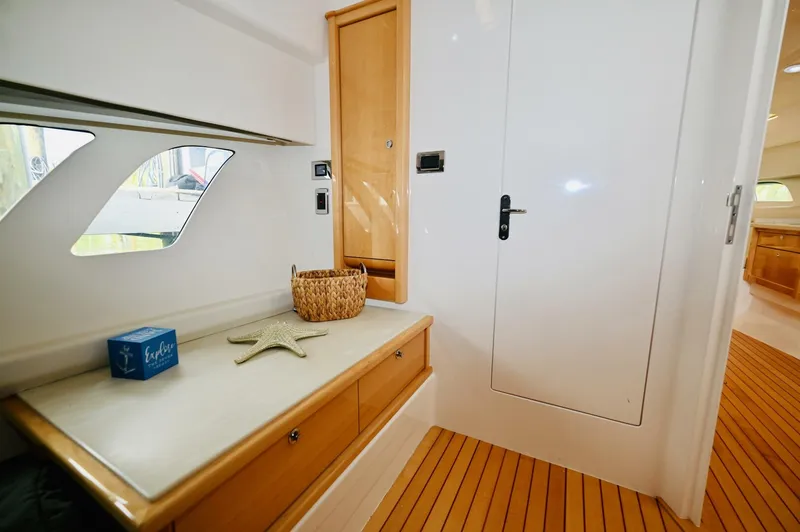 Slide: The Image of Intrepid 475 Sport Yacht 2019 - 24