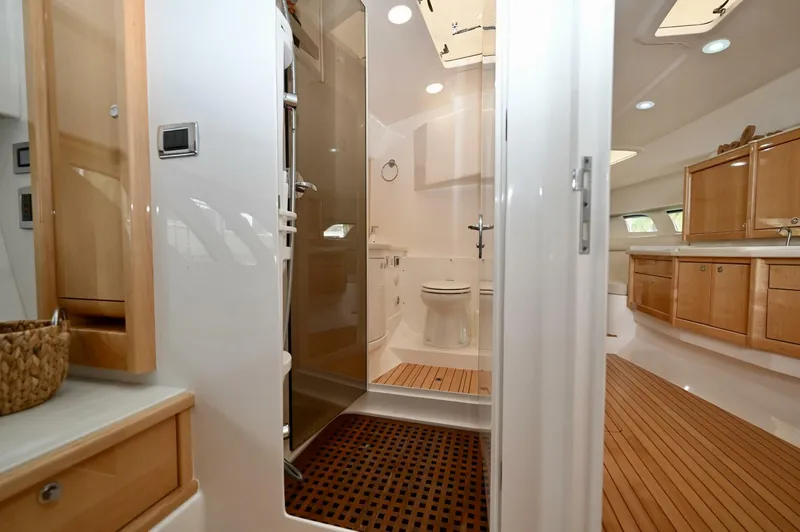 Slide: The Image of Intrepid 475 Sport Yacht 2019 - 25