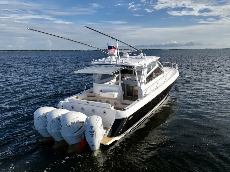 Slide: The Image of Intrepid 475 Sport Yacht 2019 - 34
