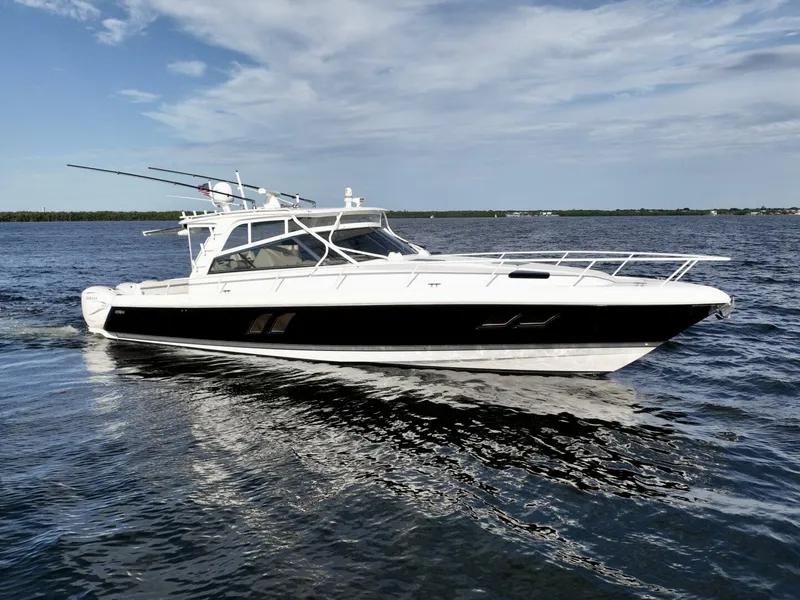 Slide: The Image of Intrepid 475 Sport Yacht 2019 - 35