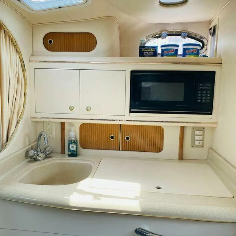 Slide: The Image of Sea Ray Sundancer 1999 - 6