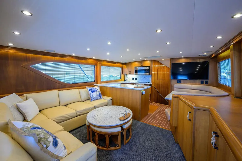 Slide: The Image of Hatteras Convertible 2001 - 12