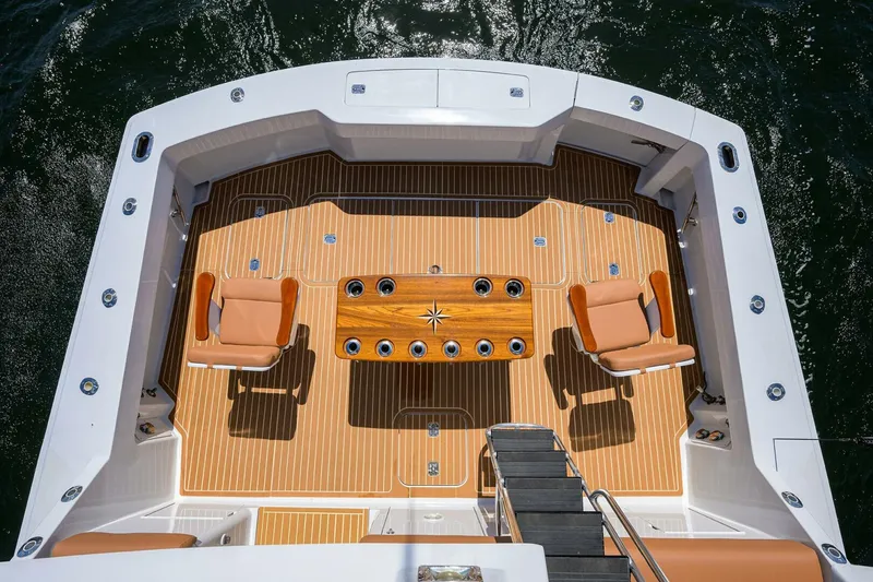 Slide: The Image of Hatteras Convertible 2001 - 56