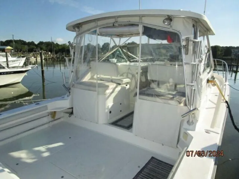 Slide: The Image of Wellcraft 3300 Coastal 1996 - 21