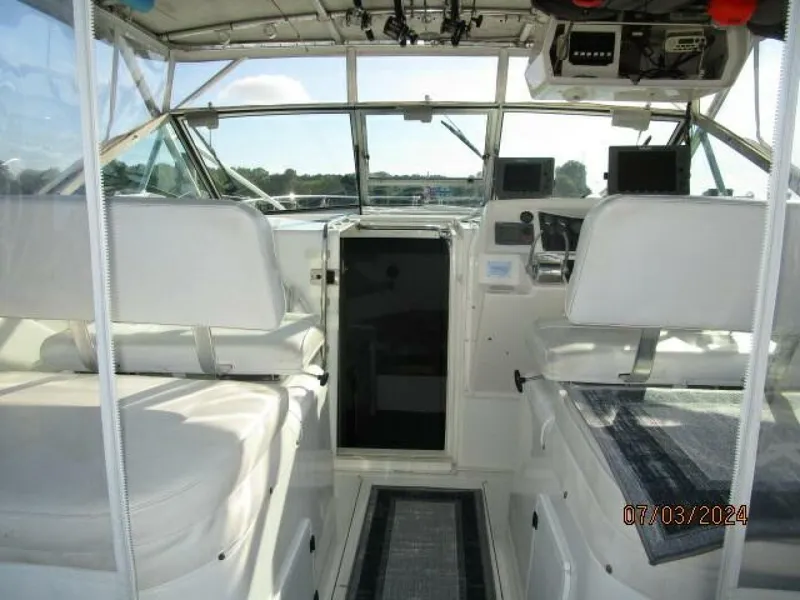 Slide: The Image of Wellcraft 3300 Coastal 1996 - 26