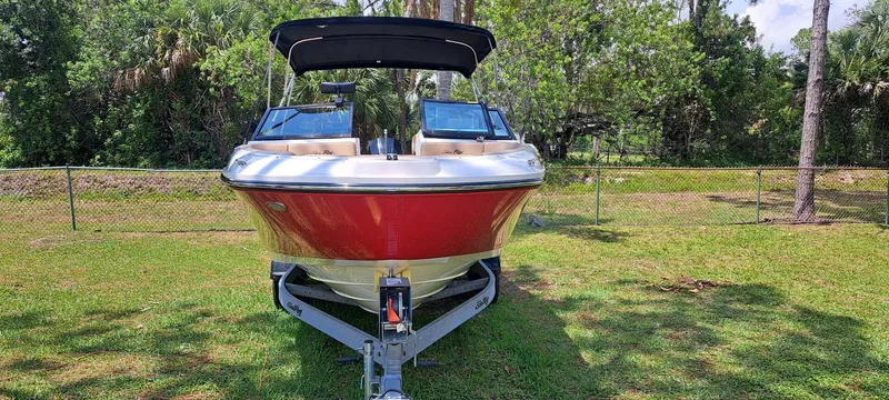 Slide: The Image of Sea Ray SPX 230 OB 2019 - 8