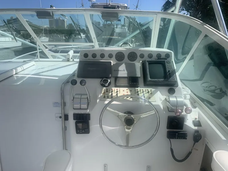 Slide: The Image of Cabo 35 Express 2002 - 5