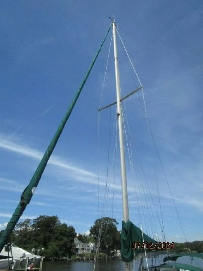 Slide: The Image of Catalina 34 1988 - 14
