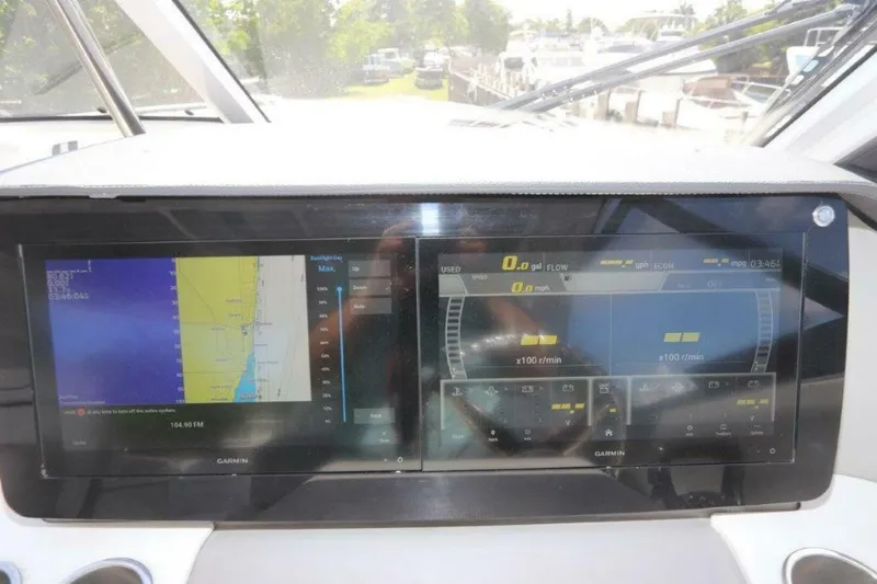 Slide: The Image of Regal LX36 2022 - 9