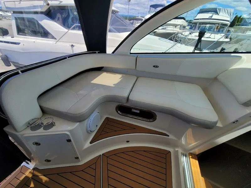 Slide: The Image of Pursuit 345 Offshore 2013 - 10