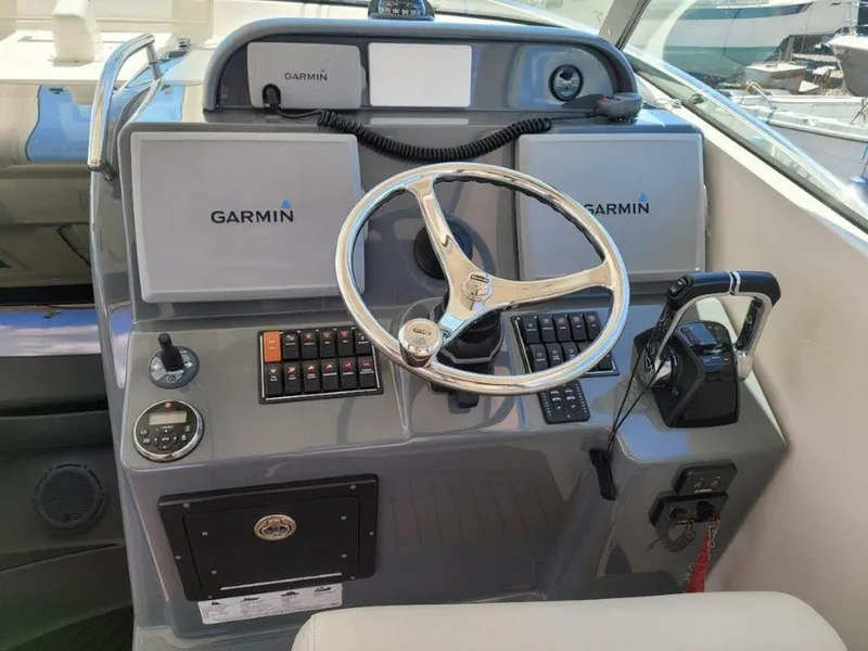 Slide: The Image of Pursuit 345 Offshore 2013 - 13