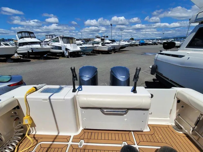 Slide: The Image of Pursuit 345 Offshore 2013 - 18