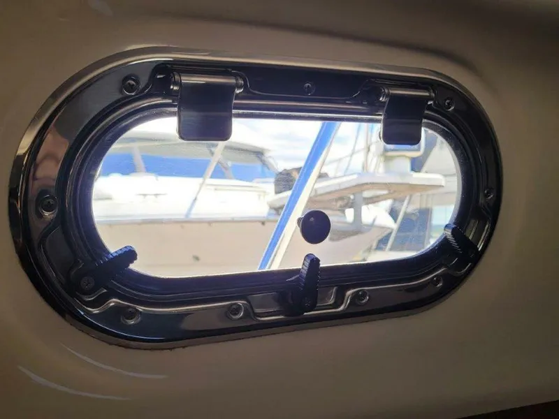 Slide: The Image of Pursuit 345 Offshore 2013 - 25