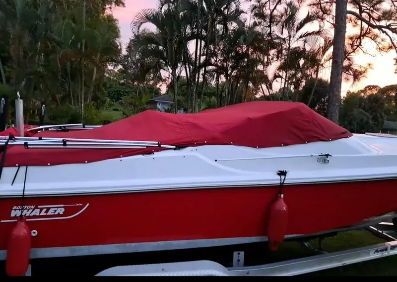 Slide: The Image of Boston Whaler Temptation 2200 1988 - 12