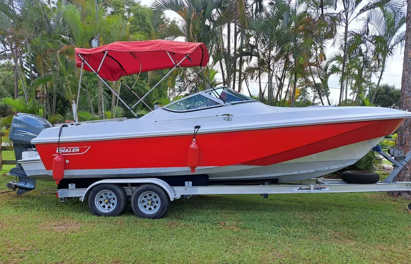 Slide: The Image of Boston Whaler Temptation 2200 1988 - 13