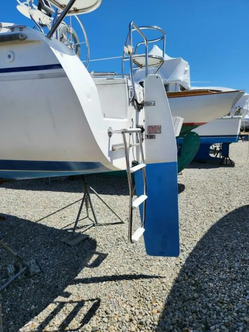 Slide: The Image of Catalina 250 mk2 2006 - 16