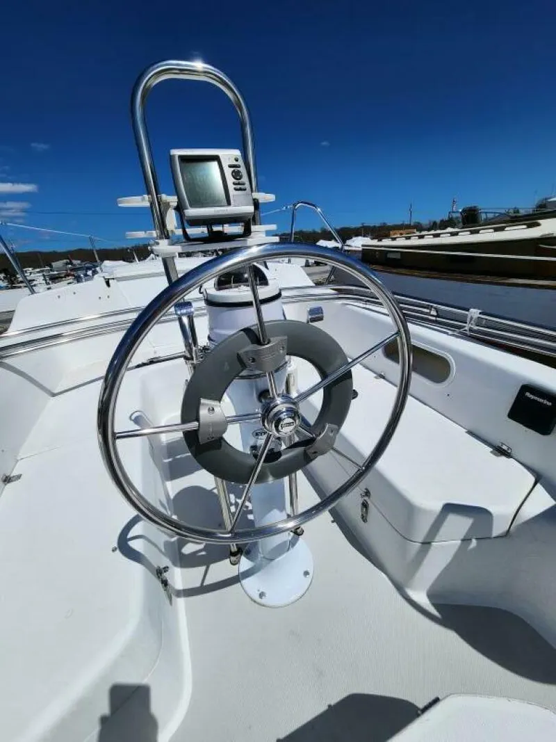 Slide: The Image of Catalina 250 mk2 2006 - 19