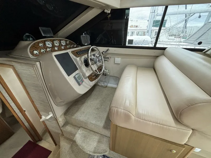 Slide: The Image of Bayliner 3788 Command Bridge 2000 - 15