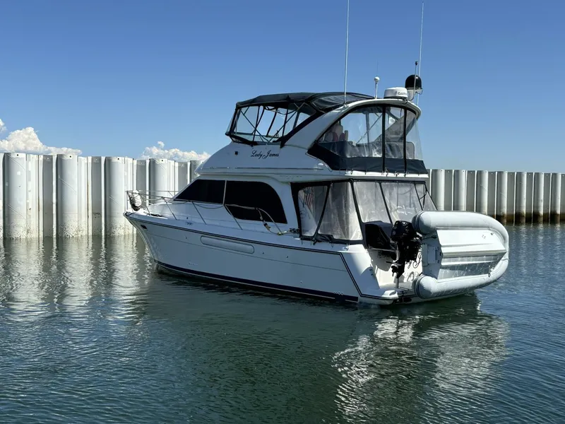 Slide: The Image of Bayliner 3788 Command Bridge 2000 - 2