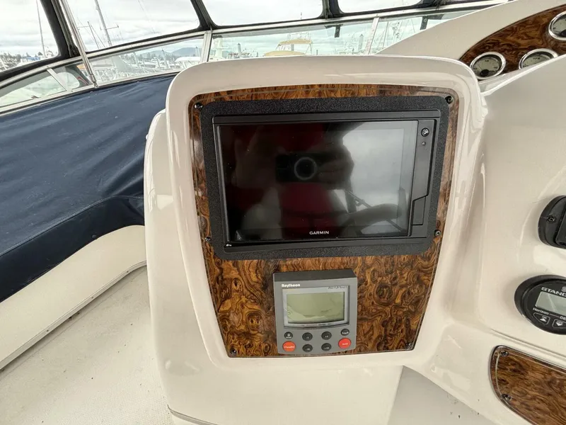 Slide: The Image of Bayliner 3788 Command Bridge 2000 - 41