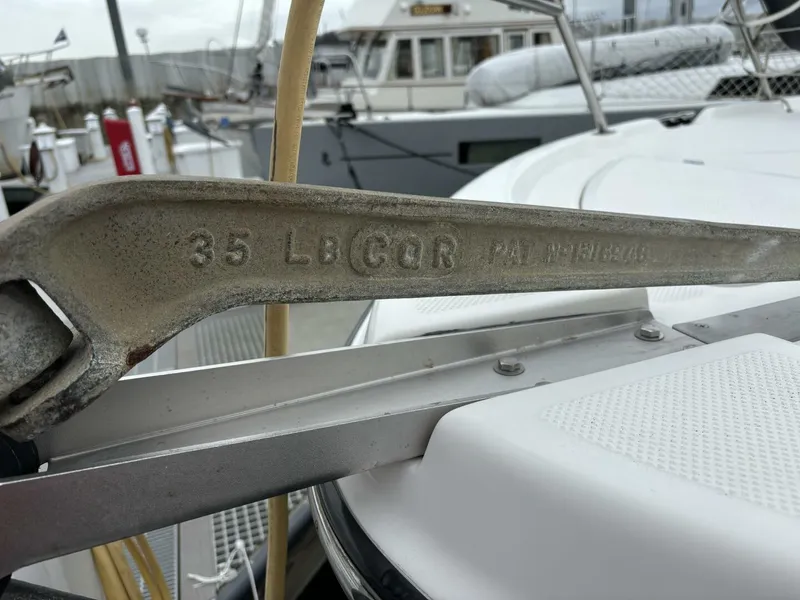 Slide: The Image of Bayliner 3788 Command Bridge 2000 - 43