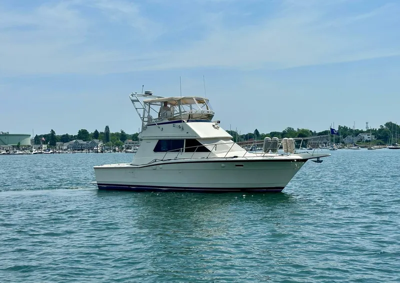 The Image of Hatteras 36 Convertible 1985 - undefined