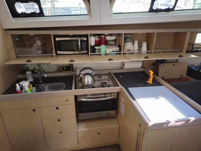 Slide: The Image of Beneteau Oceanis 45 2017 - 8