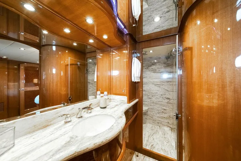 Slide: The Image of Hampton Motor Yacht 2013 - 23