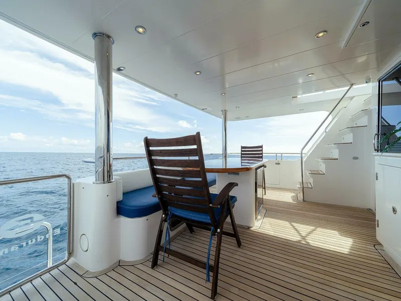Slide: The Image of Hampton Motor Yacht 2013 - 38