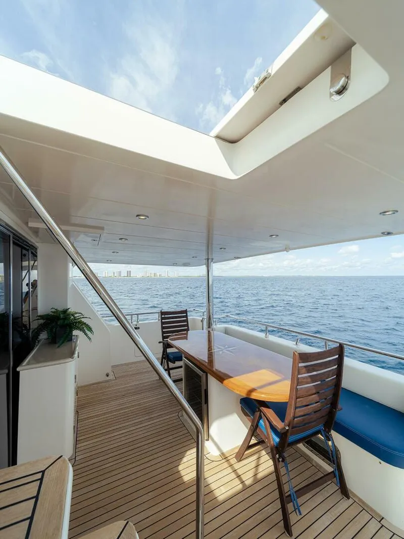Slide: The Image of Hampton Motor Yacht 2013 - 42