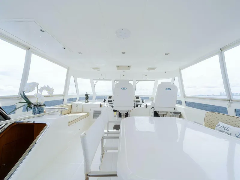 Slide: The Image of Hampton Motor Yacht 2013 - 52