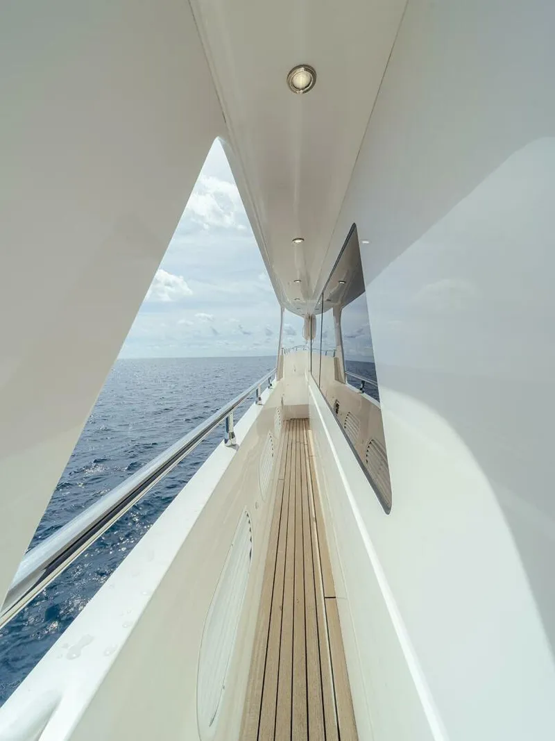 Slide: The Image of Hampton Motor Yacht 2013 - 59