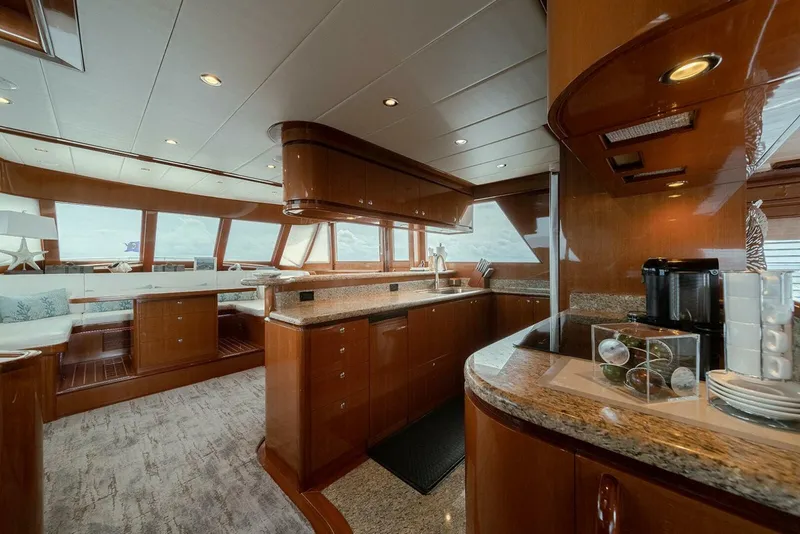 Slide: The Image of Hampton Motor Yacht 2013 - 8