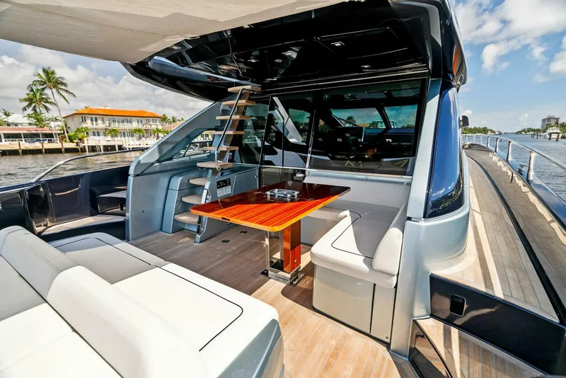 Slide: The Image of Riva 66 Ribelle 2020 - 20