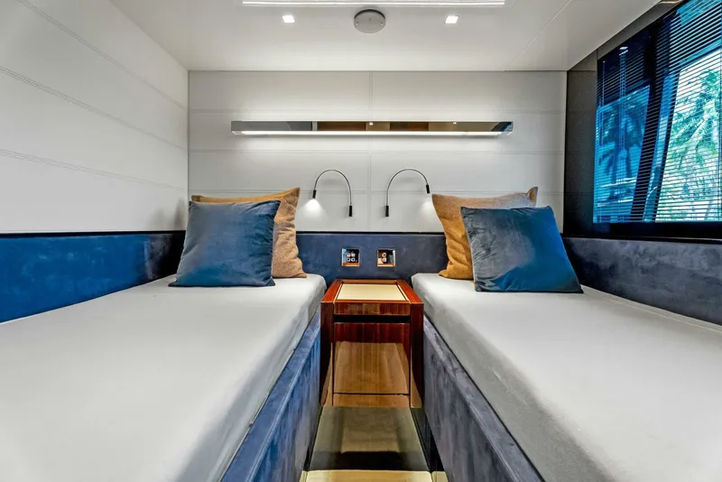 Slide: The Image of Riva 66 Ribelle 2020 - 43