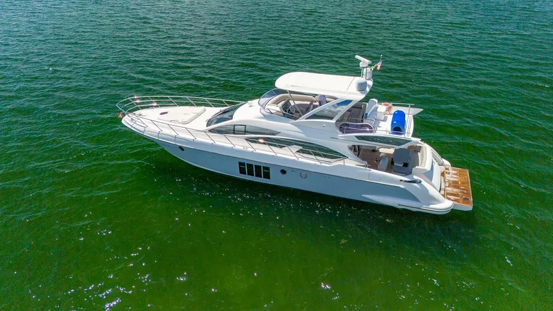 The Image of Azimut 64 Fly 2013 - 0