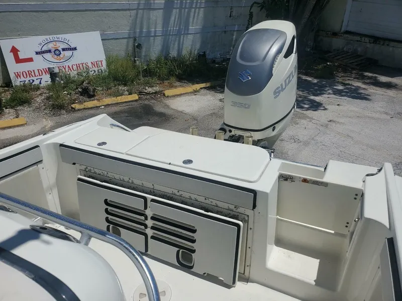 Slide: The Image of Hydra-Sports 2400 Center Console 2003 - 11