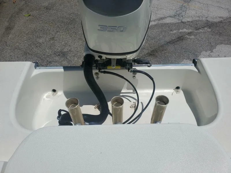 Slide: The Image of Hydra-Sports 2400 Center Console 2003 - 13
