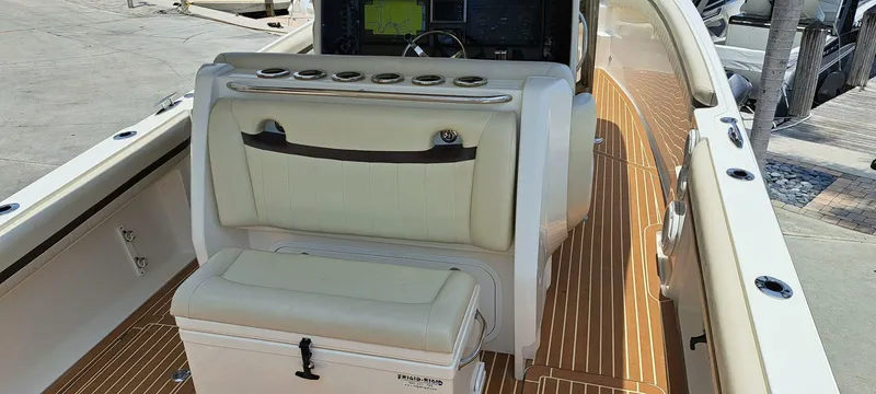 Slide: The Image of Nor-Tech 340 Sport 2012 - 22