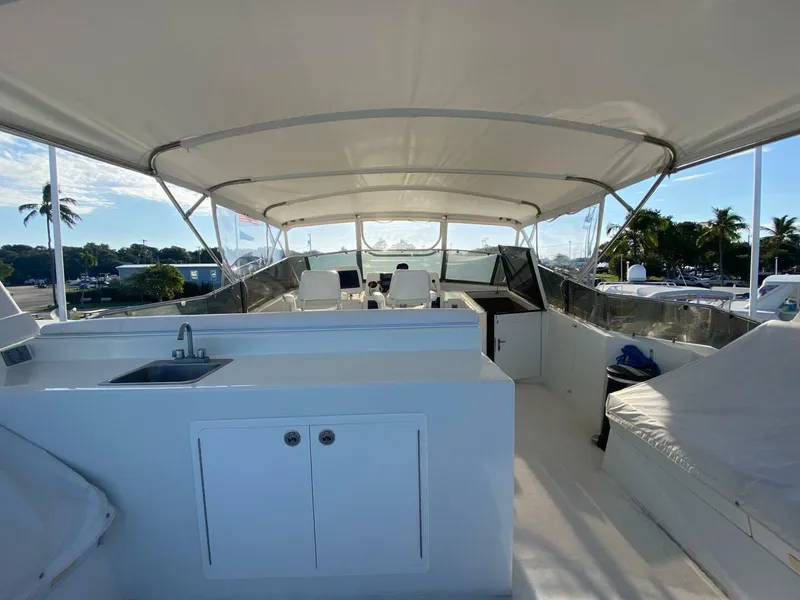 Slide: The Image of Hatteras 70 Cockpit Motor Yacht 1994 - 12