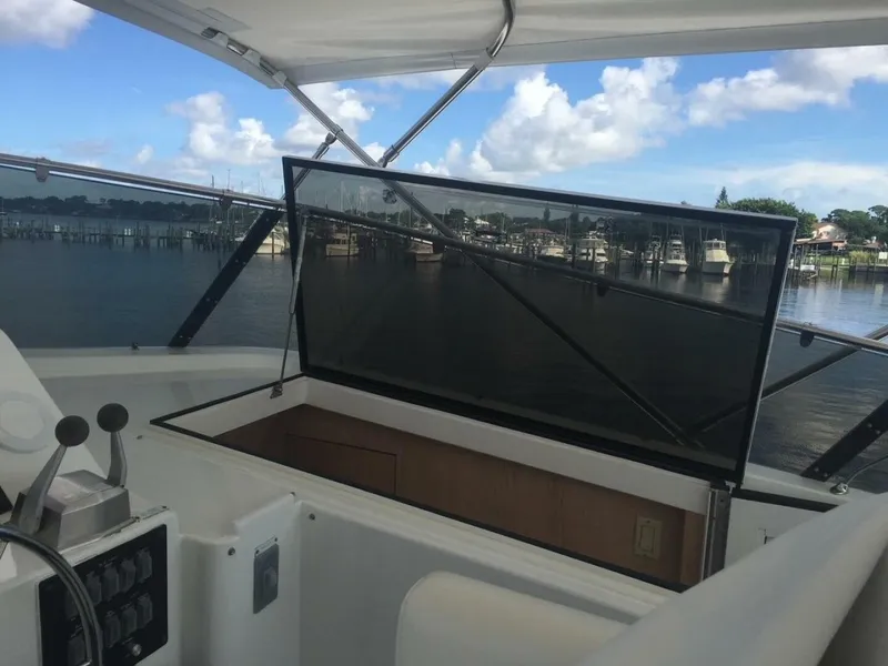 Slide: The Image of Hatteras 70 Cockpit Motor Yacht 1994 - 21